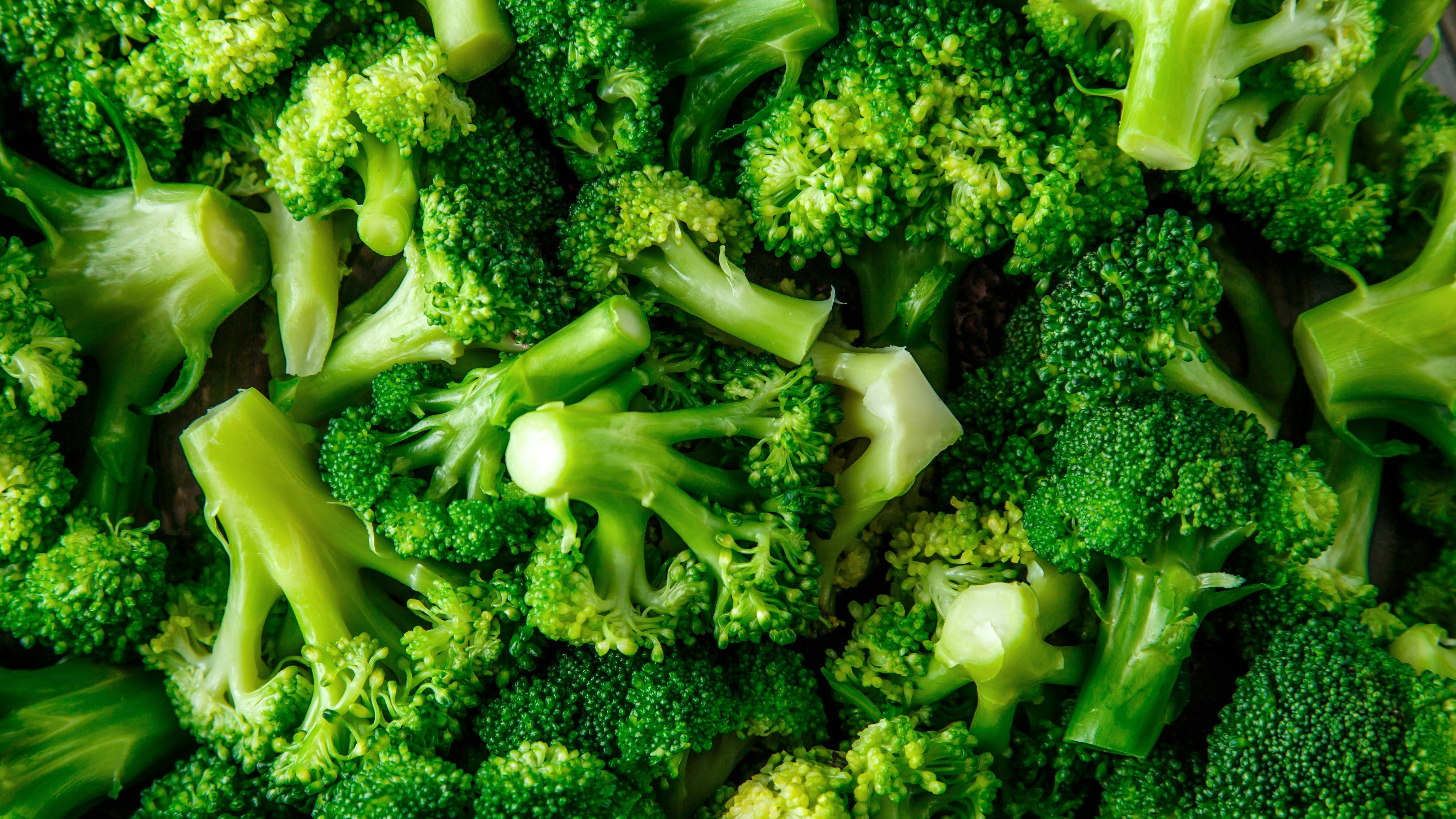 Fresh Bright Green Broccoli